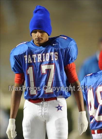Thumbnail 3 in Pender vs Albemarle (NCHSAA 1AA Final) photogallery.