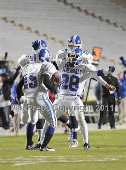 Thumbnail 1 in Pender vs Albemarle (NCHSAA 1AA Final) photogallery.
