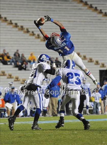 Thumbnail 2 in Pender vs Albemarle (NCHSAA 1AA Final) photogallery.