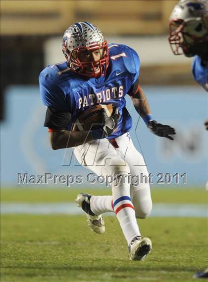 Thumbnail 1 in Pender vs Albemarle (NCHSAA 1AA Final) photogallery.