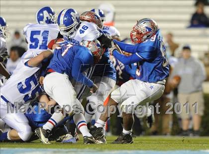 Thumbnail 1 in Pender vs Albemarle (NCHSAA 1AA Final) photogallery.