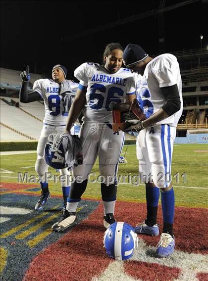 Thumbnail 2 in Pender vs Albemarle (NCHSAA 1AA Final) photogallery.