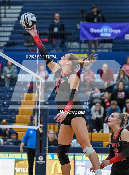 Thumbnail 1 in Lynchburg-Clay vs South Webster (OHSAA DIVISION VI DISTRICT CHAMPIONSHIP) photogallery.