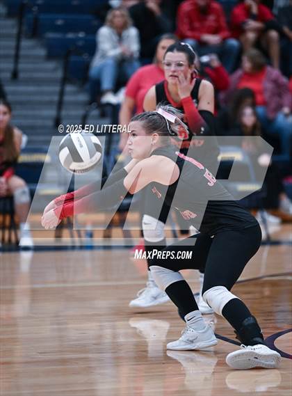 Thumbnail 3 in Lynchburg-Clay vs South Webster (OHSAA DIVISION VI DISTRICT CHAMPIONSHIP) photogallery.