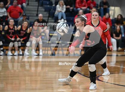 Thumbnail 1 in Lynchburg-Clay vs South Webster (OHSAA DIVISION VI DISTRICT CHAMPIONSHIP) photogallery.