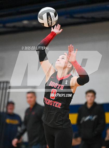 Thumbnail 1 in Lynchburg-Clay vs South Webster (OHSAA DIVISION VI DISTRICT CHAMPIONSHIP) photogallery.