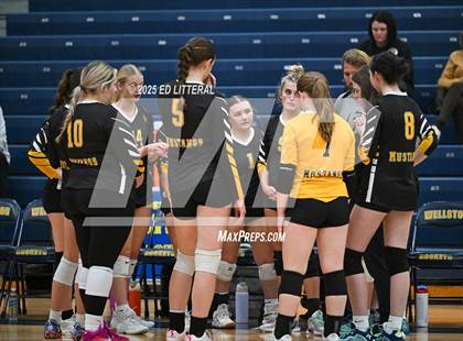 Thumbnail 2 in Lynchburg-Clay vs South Webster (OHSAA DIVISION VI DISTRICT CHAMPIONSHIP) photogallery.