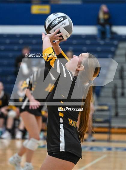 Thumbnail 2 in Lynchburg-Clay vs South Webster (OHSAA DIVISION VI DISTRICT CHAMPIONSHIP) photogallery.