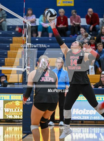 Thumbnail 3 in Lynchburg-Clay vs South Webster (OHSAA DIVISION VI DISTRICT CHAMPIONSHIP) photogallery.