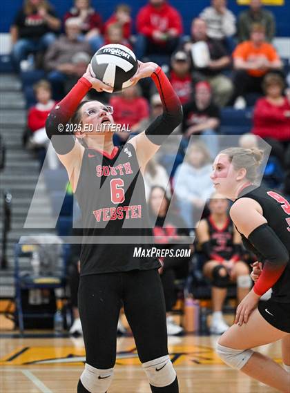 Thumbnail 1 in Lynchburg-Clay vs South Webster (OHSAA DIVISION VI DISTRICT CHAMPIONSHIP) photogallery.