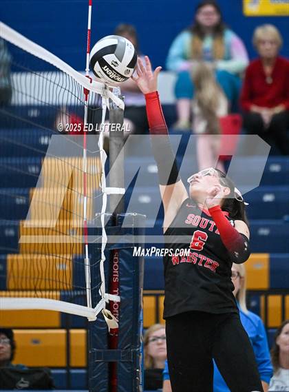 Thumbnail 1 in Lynchburg-Clay vs South Webster (OHSAA DIVISION VI DISTRICT CHAMPIONSHIP) photogallery.