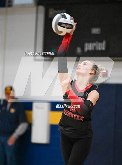 Thumbnail 1 in Lynchburg-Clay vs South Webster (OHSAA DIVISION VI DISTRICT CHAMPIONSHIP) photogallery.