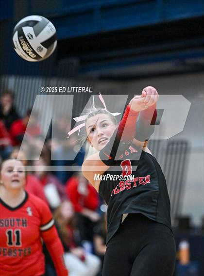 Thumbnail 3 in Lynchburg-Clay vs South Webster (OHSAA DIVISION VI DISTRICT CHAMPIONSHIP) photogallery.