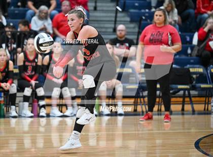 Thumbnail 1 in Lynchburg-Clay vs South Webster (OHSAA DIVISION VI DISTRICT CHAMPIONSHIP) photogallery.
