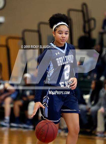 Thumbnail 2 in Belleville East vs. Hazelwood Central photogallery.