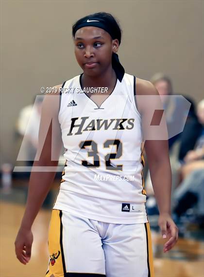 Thumbnail 2 in Belleville East vs. Hazelwood Central photogallery.