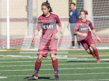 Thumbnail 2 in Chandler vs. Perry (Coyote Classic Semifinal) photogallery.