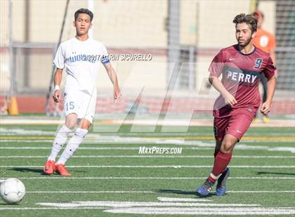 Thumbnail 2 in Chandler vs. Perry (Coyote Classic Semifinal) photogallery.