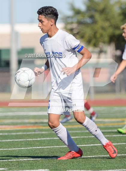 Thumbnail 1 in Chandler vs. Perry (Coyote Classic Semifinal) photogallery.