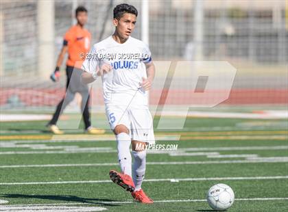 Thumbnail 1 in Chandler vs. Perry (Coyote Classic Semifinal) photogallery.