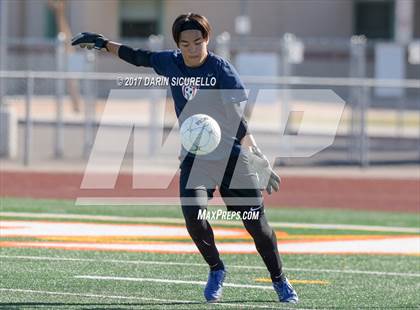 Thumbnail 2 in Chandler vs. Perry (Coyote Classic Semifinal) photogallery.