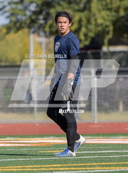 Thumbnail 3 in Chandler vs. Perry (Coyote Classic Semifinal) photogallery.