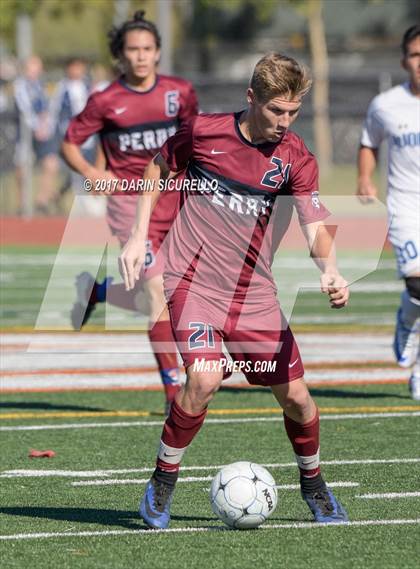 Thumbnail 2 in Chandler vs. Perry (Coyote Classic Semifinal) photogallery.