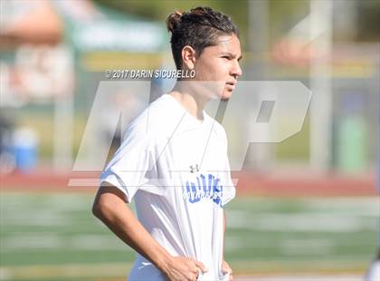 Thumbnail 2 in Chandler vs. Perry (Coyote Classic Semifinal) photogallery.