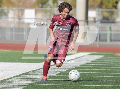 Thumbnail 3 in Chandler vs. Perry (Coyote Classic Semifinal) photogallery.
