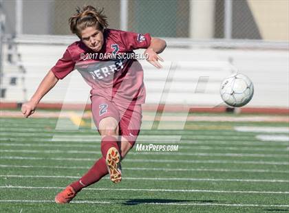 Thumbnail 1 in Chandler vs. Perry (Coyote Classic Semifinal) photogallery.