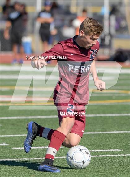 Thumbnail 2 in Chandler vs. Perry (Coyote Classic Semifinal) photogallery.
