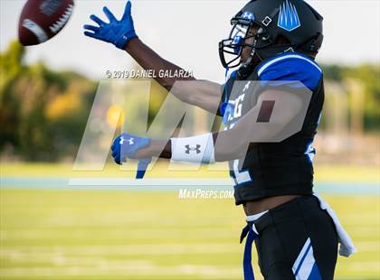Thumbnail 2 in Northwestern vs IMG Academy photogallery.