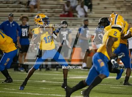 Thumbnail 3 in Northwestern vs IMG Academy photogallery.