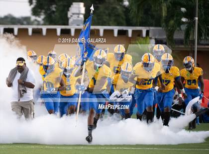 Thumbnail 2 in Northwestern vs IMG Academy photogallery.