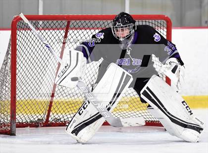 Thumbnail 1 in Pelham Memorial vs. John Jay (Section 1 Division 2 Final) photogallery.