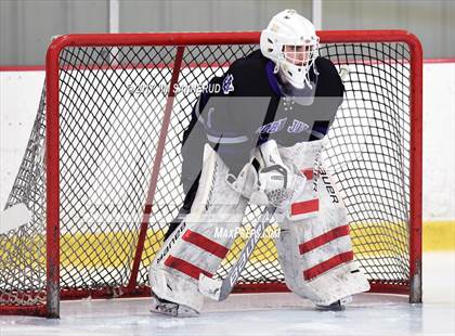 Thumbnail 2 in Pelham Memorial vs. John Jay (Section 1 Division 2 Final) photogallery.
