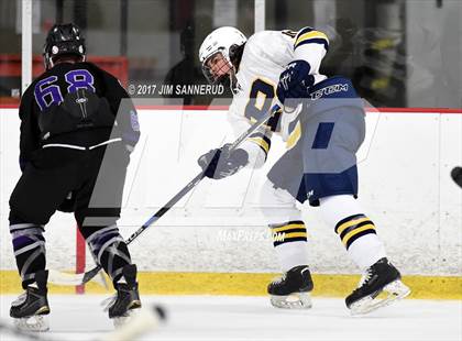Thumbnail 2 in Pelham Memorial vs. John Jay (Section 1 Division 2 Final) photogallery.