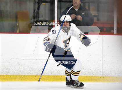 Thumbnail 1 in Pelham Memorial vs. John Jay (Section 1 Division 2 Final) photogallery.