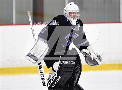 Thumbnail 1 in Pelham Memorial vs. John Jay (Section 1 Division 2 Final) photogallery.