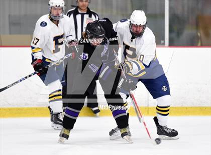 Thumbnail 2 in Pelham Memorial vs. John Jay (Section 1 Division 2 Final) photogallery.