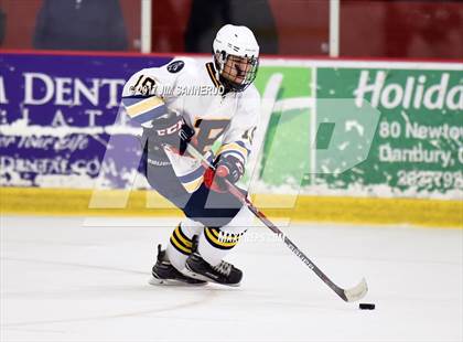 Thumbnail 1 in Pelham Memorial vs. John Jay (Section 1 Division 2 Final) photogallery.