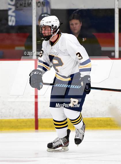 Thumbnail 3 in Pelham Memorial vs. John Jay (Section 1 Division 2 Final) photogallery.