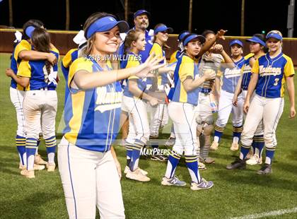 Thumbnail 3 in Sahuarita vs. Winslow (AIA 3A Final Award Photos) photogallery.