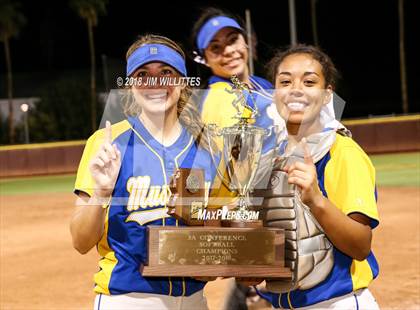 Thumbnail 1 in Sahuarita vs. Winslow (AIA 3A Final Award Photos) photogallery.