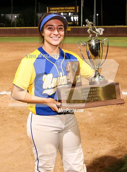 Thumbnail 2 in Sahuarita vs. Winslow (AIA 3A Final Award Photos) photogallery.