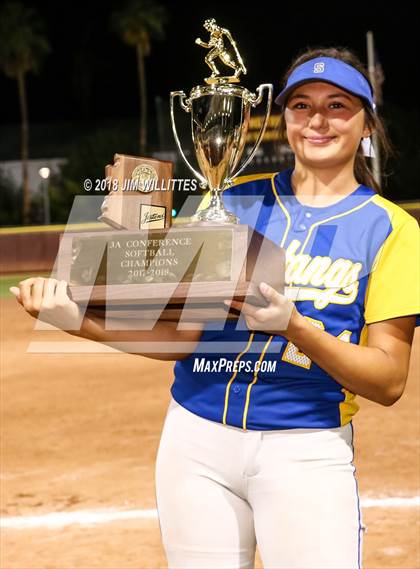 Thumbnail 3 in Sahuarita vs. Winslow (AIA 3A Final Award Photos) photogallery.