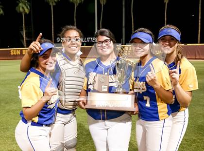 Thumbnail 1 in Sahuarita vs. Winslow (AIA 3A Final Award Photos) photogallery.