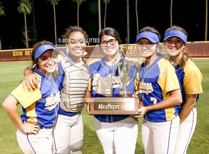 Thumbnail 3 in Sahuarita vs. Winslow (AIA 3A Final Award Photos) photogallery.