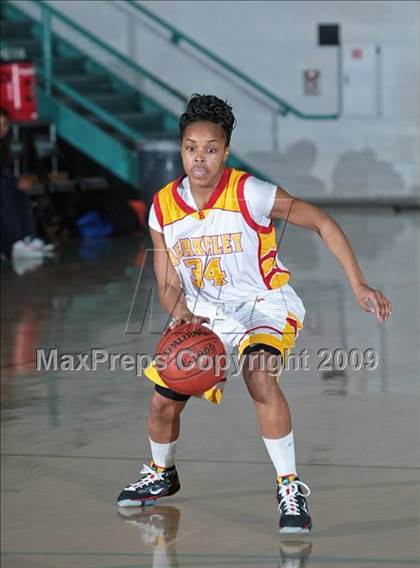 Thumbnail 1 in Modesto Christian vs. Berkeley (West Coast Jamboree) photogallery.