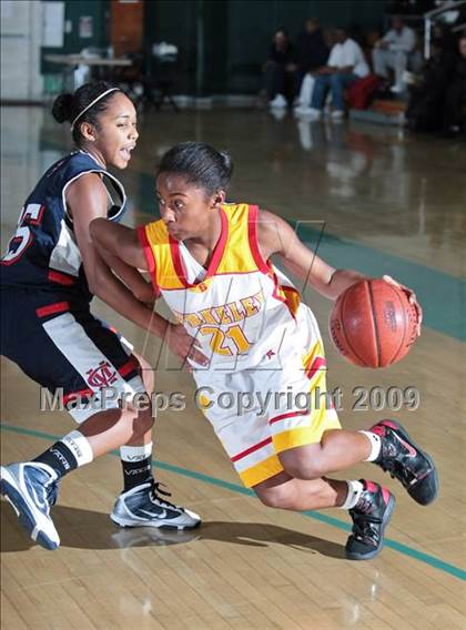 Thumbnail 3 in Modesto Christian vs. Berkeley (West Coast Jamboree) photogallery.
